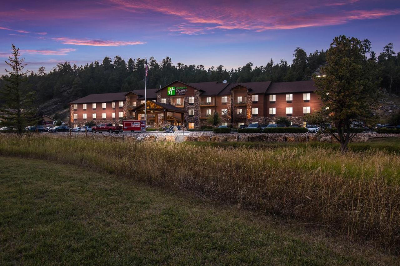 Holiday Inn Express & Suites Custer-Mt Rushmore Esterno foto